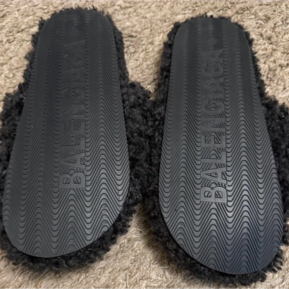 Balenciaga Black Shearling Logo Slides with Red & White Accent - Picture 2 of 2